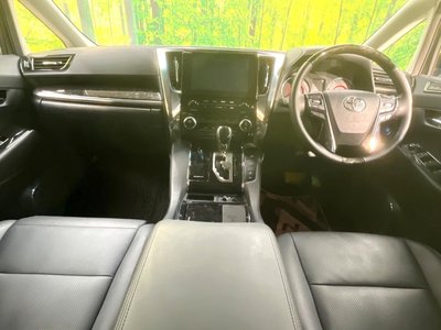 TOYOTA ALPHARD - 3