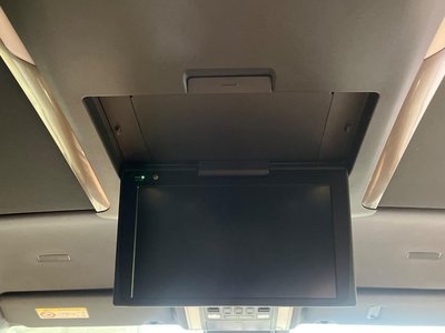 TOYOTA VELLFIRE - 6