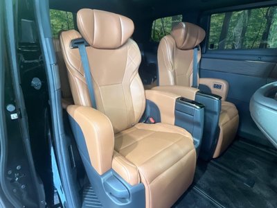 TOYOTA VELLFIRE - 9