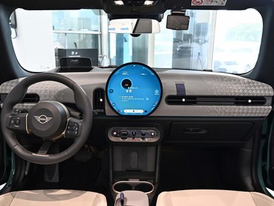 صورة 8 لـ 2025 MINI COOPER S CONVERTIBLE