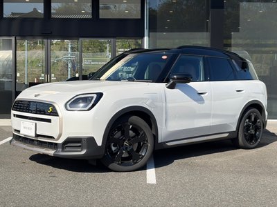 MINI COUNTRYMAN - 1
