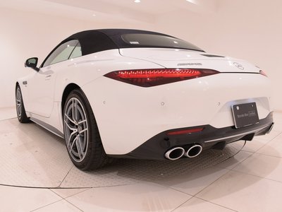 صورة 5 لـ 2023 Mercedes-BENZ SL AMG