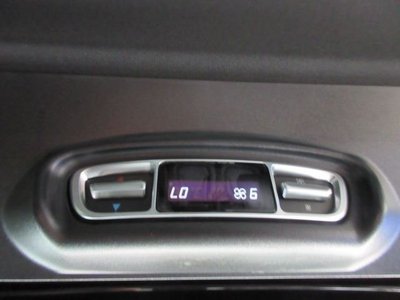 صورة 8 لـ 2021 Mercedes-BENZ V-CLASS