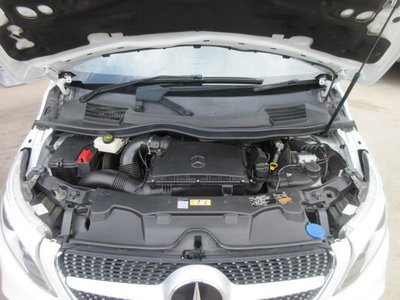 2021 Mercedes-BENZ V-CLASS — миниатюра 18