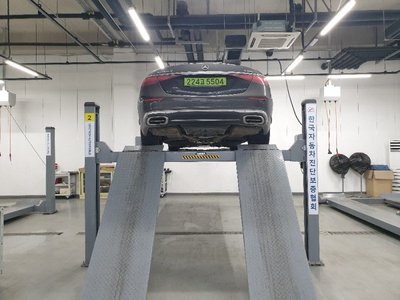 MERCEDES-BENZ S-CLASS - 2