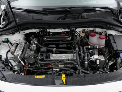 صورة 7 لـ 2025 Mercedes-BENZ EQA