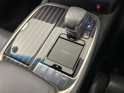 LEXUS LS - 10