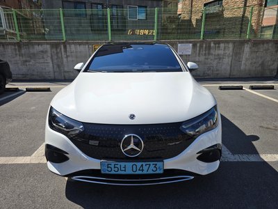 MERCEDES-BENZ EQE - 2
