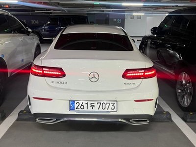 MERCEDES-BENZ E-CLASS - 2