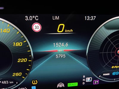 MERCEDES-BENZ E-CLASS - 6