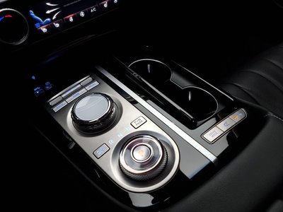 GENESIS G80 (RG3) - 9