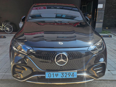 MERCEDES-BENZ EQE SUV