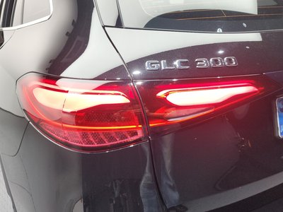MERCEDES-BENZ GLC - 10