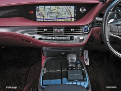 صورة مصغرة 28 لـ 2017 Lexus LS