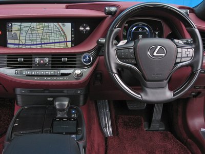 صورة مصغرة 25 لـ 2017 Lexus LS