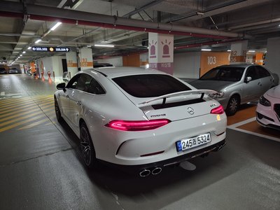 MERCEDES-BENZ GT AMG - 4