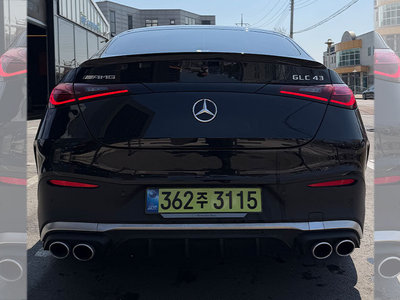 MERCEDES-BENZ GLC - 7