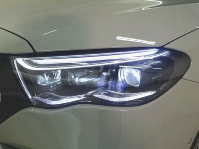 MERCEDES-BENZ E-CLASS - 3