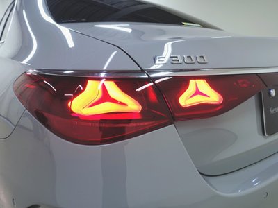 MERCEDES-BENZ E-CLASS - 5