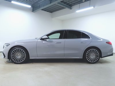 MERCEDES-BENZ E-CLASS - 4