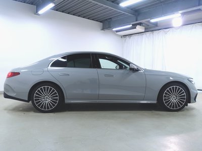MERCEDES-BENZ E-CLASS - 8