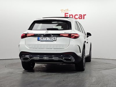 MERCEDES-BENZ GLC - 4