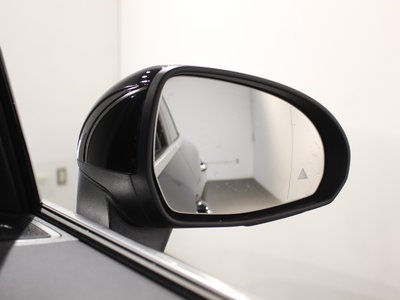 2025 Mercedes-BENZ GLC — миниатюра 39
