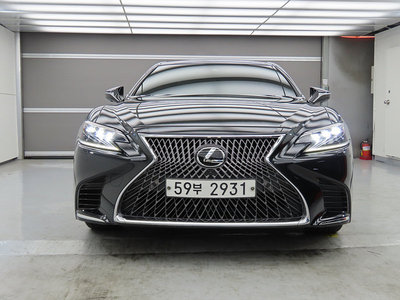 LEXUS LS - 5