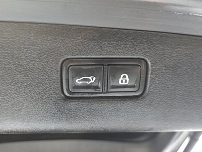 2021 Genesis GV70 — миниатюра 20