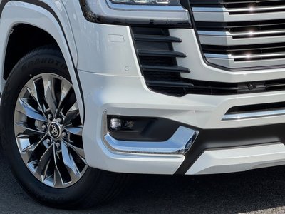 TOYOTA LAND CRUISER - 9