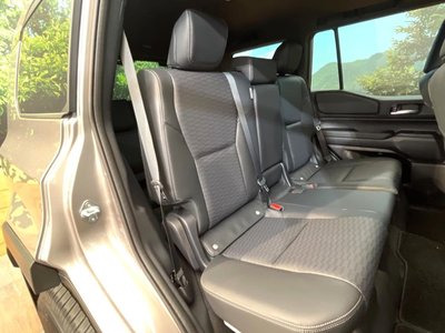 TOYOTA LAND CRUISER 250 - 9