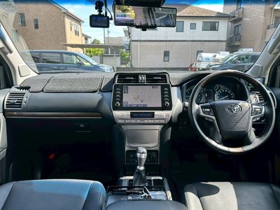 TOYOTA LAND CRUISER PRADO - 9