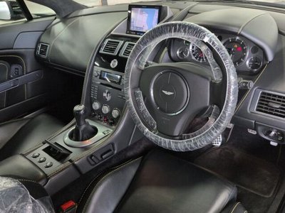 ASTON MARTIN VANTAGE - 3