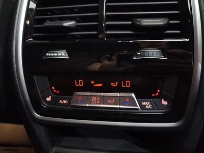 2025 BMW X6 缩略图 32