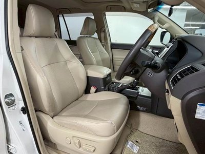 TOYOTA LAND CRUISER PRADO - 5