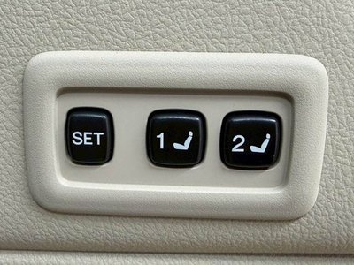 TOYOTA LAND CRUISER PRADO - 10