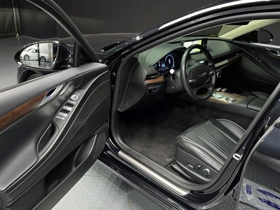 GENESIS G80 (RG3) - 10