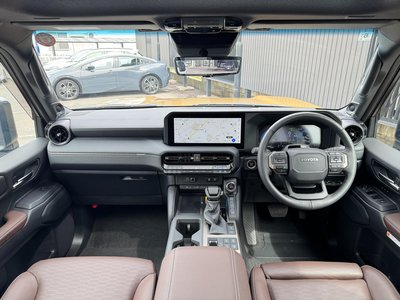 TOYOTA LAND CRUISER 250 - 5