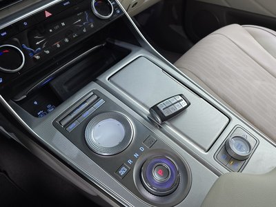 GENESIS GV80 - 9