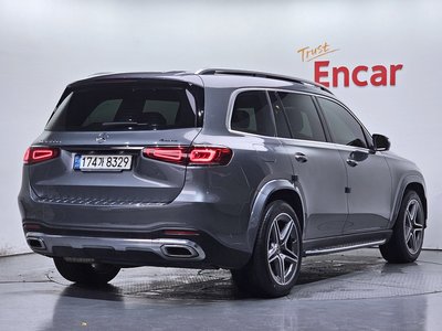 2021 Mercedes-BENZ GLS — фото 4