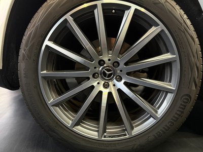 2025 Mercedes-BENZ GLS — миниатюра 32