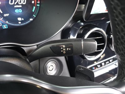 MERCEDES-BENZ GLC - 9