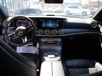 MERCEDES-BENZ E-CLASS - 4