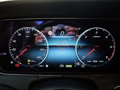 MERCEDES-BENZ E-CLASS - 9