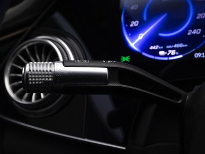 2022 Mercedes-BENZ EQS — миниатюра 18