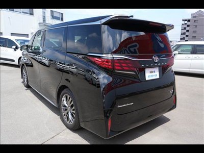 2025 TOYOTA ALPHARD — фото 6