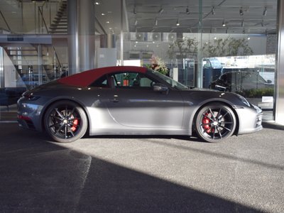 PORSCHE 911 CABRIOLET - 2