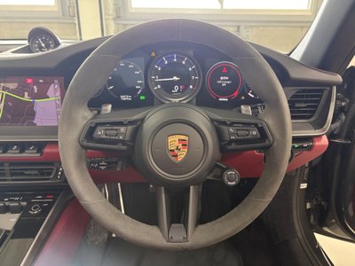 PORSCHE 911 CABRIOLET - 9