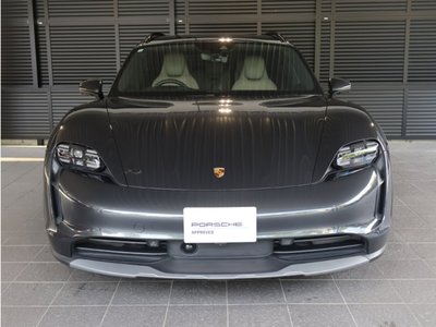 صورة 2 لـ 2023 Porsche TAYCAN