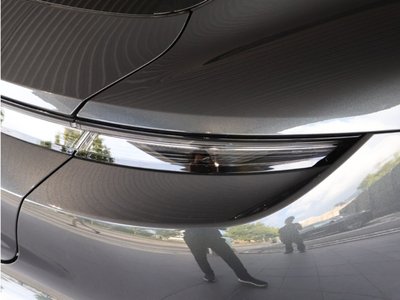 صورة 9 لـ 2023 Porsche TAYCAN